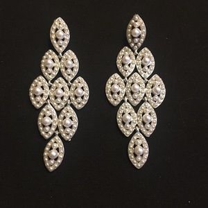 Stunning Pearl Earrings